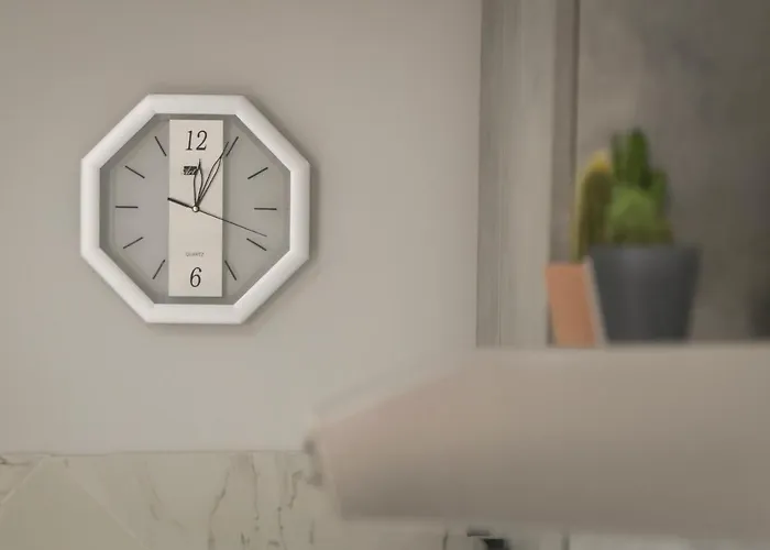 Modern By Sasy In The Centre *