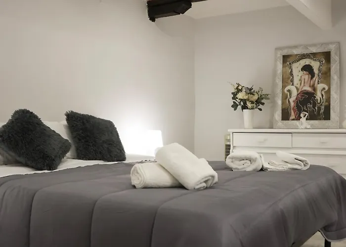 Modern By Sasy In The Centre