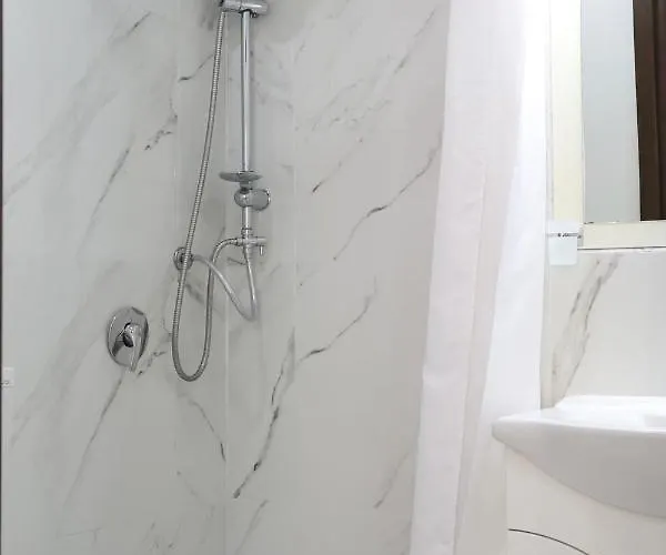 Modern By Sasy In The Centre