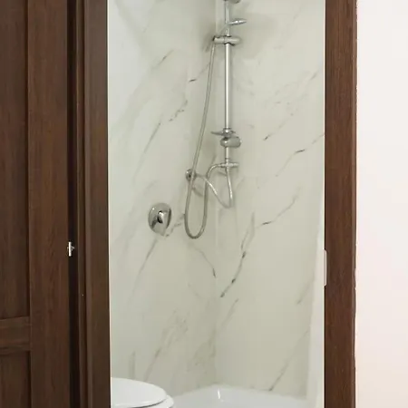 Modern By Sasy In The Centre *